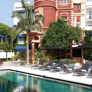 3* Hotell Medium Park